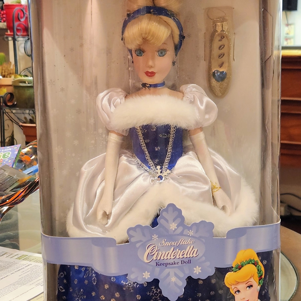 Cinderella Snowflake Keepsake Doll - Blue and White